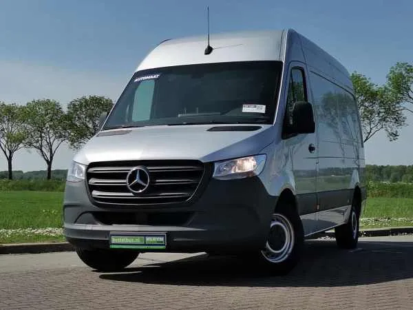 Mercedes-Benz Sprinter 316 L2H2 Distronic AUT Image 1