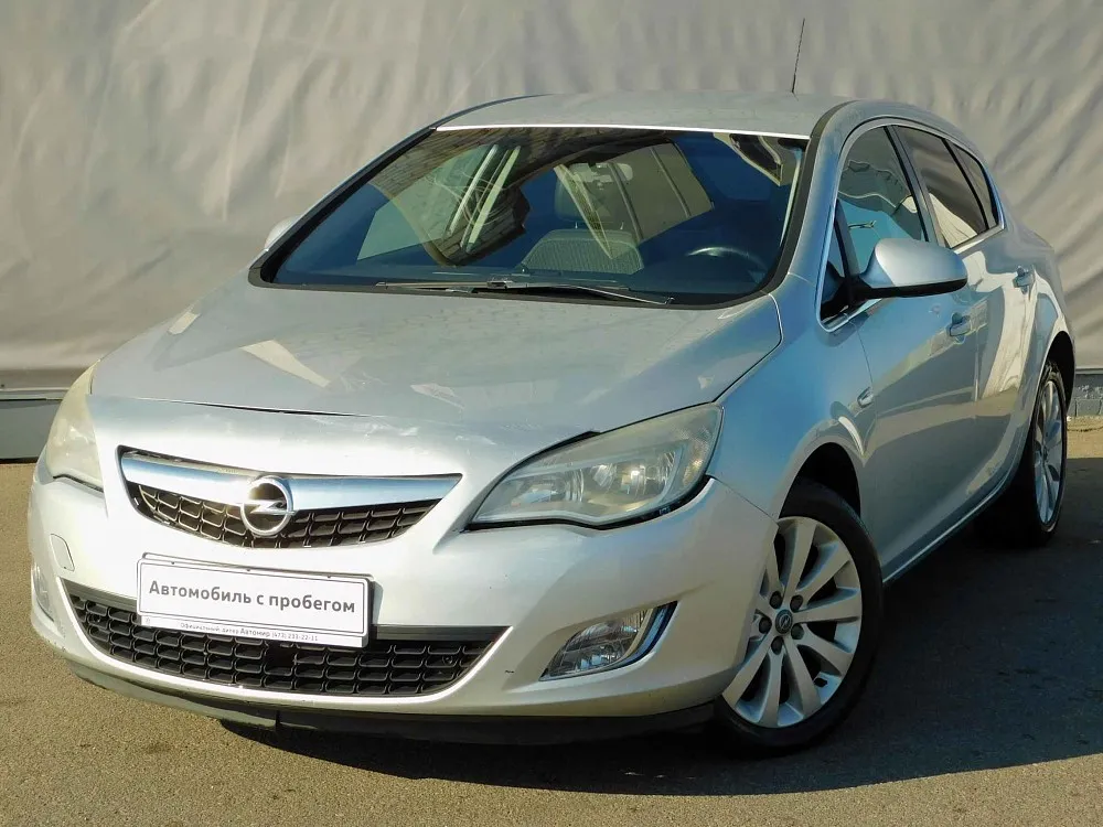 Opel Astra Image 1